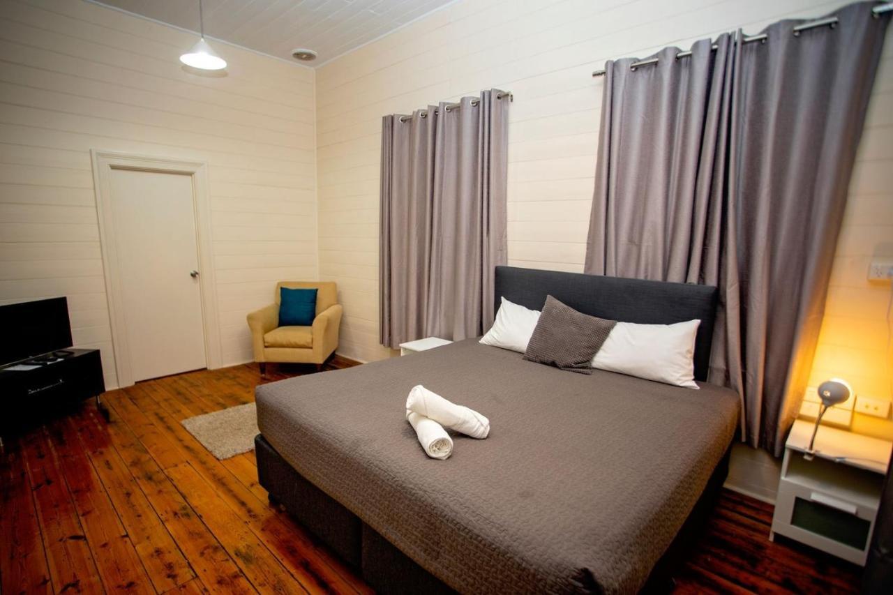 Hopetoun Motel & Chalet Village Exterior photo